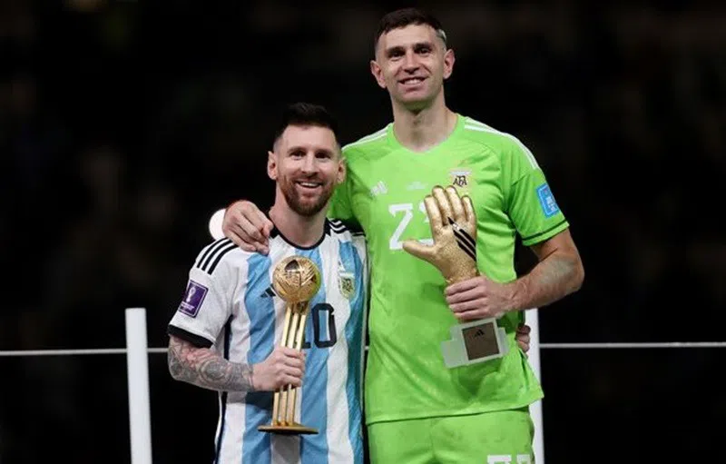 Thần hộ mệnh của Messi hành động nhân văn khiến ai cũng ấm lòng 257196