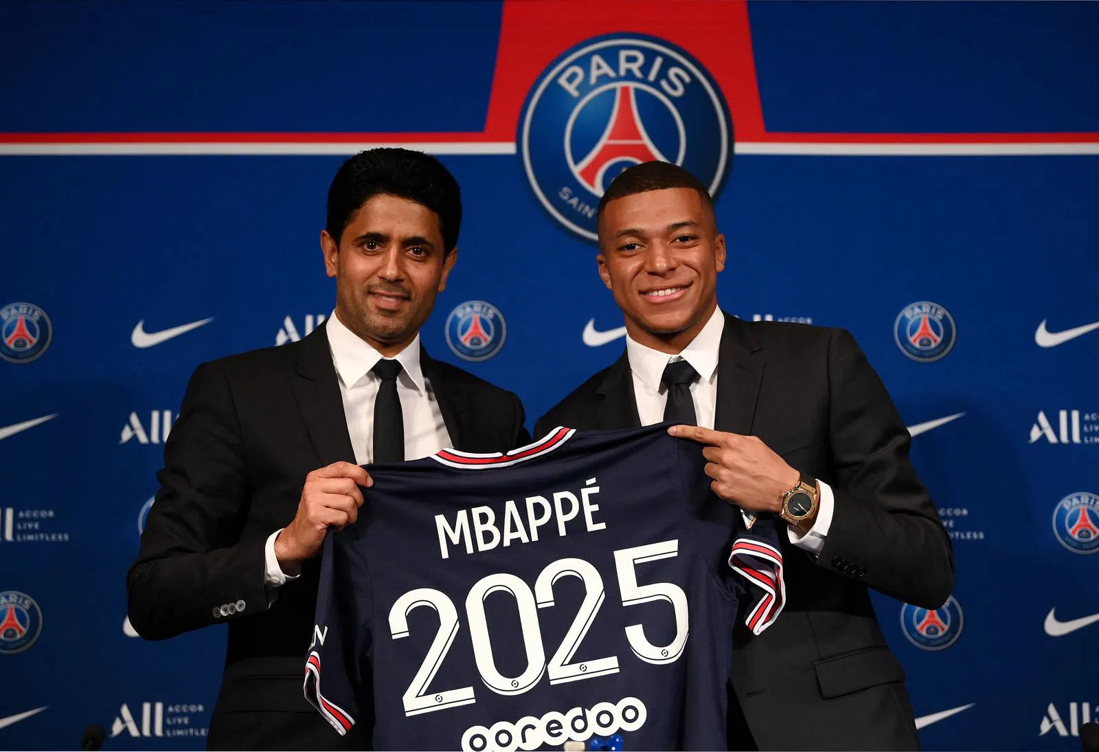 Chủ tịch Mbappe đích thân ra 'thánh chỉ', thêm một siêu sao chính thức rời PSG 185093