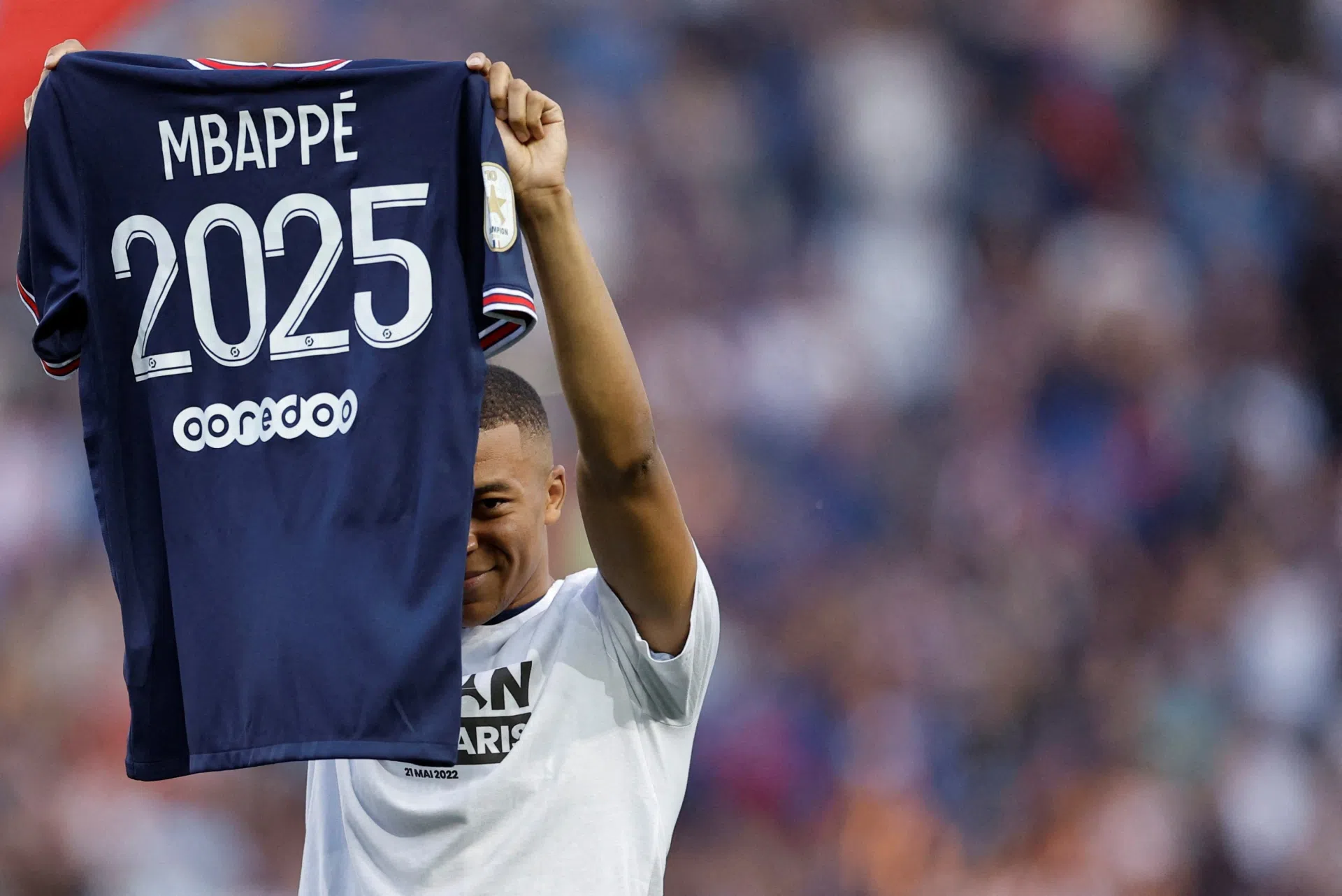 Real chọn 'QBV tương lai' thế chỗ Benzema, Mbappe đã tiếc nuối chưa? 202741