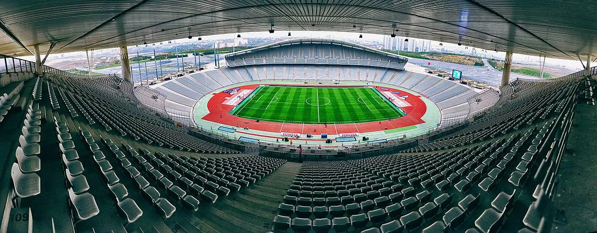 xac dinh 32 doi tham du champions league 2022 2023