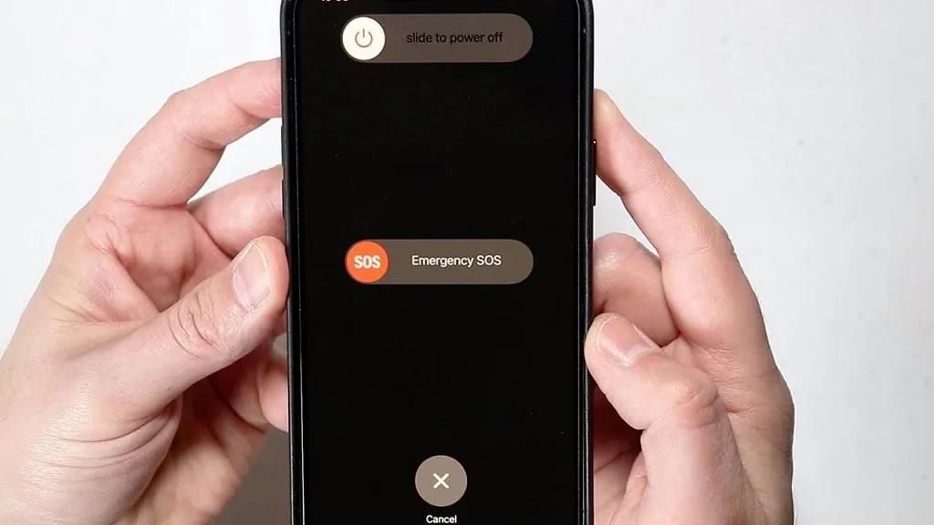 Iphone-bi-sap-nguon-lien-tuc2