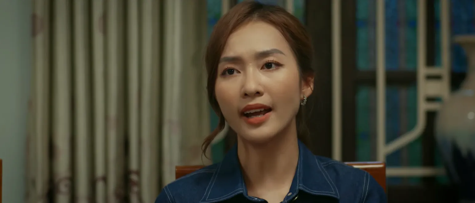 Gia đình mình vui bất thình lình tập 47: Hà, Trâm Anh lần lượt mắng Công, ông Toại làm một hành động gây chú ý