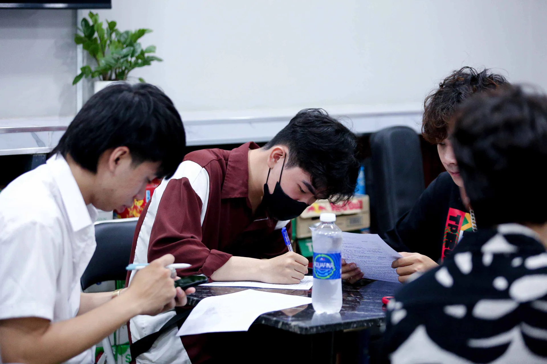 toa-sang-uoc-mo-san-choi-am-nhac-sieu-hap-dan-danh-cho-sinh-vien-quay-tro-lai-mua-214