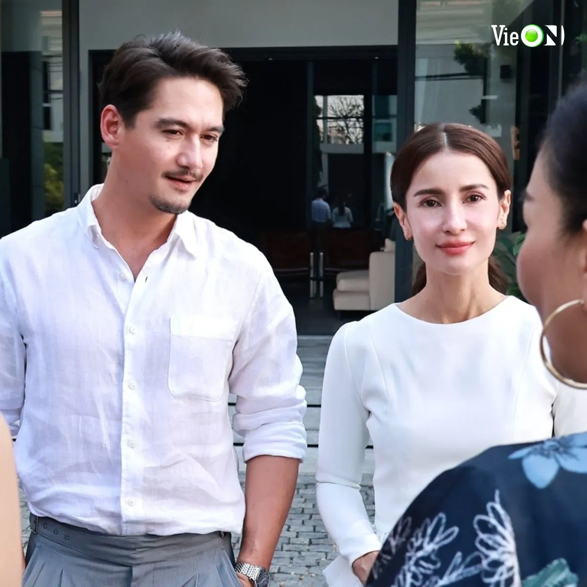 so-ke-bo-ba-dien-vien-chinh-phim-phan-boi-va-the-gioi-hon-nhan2