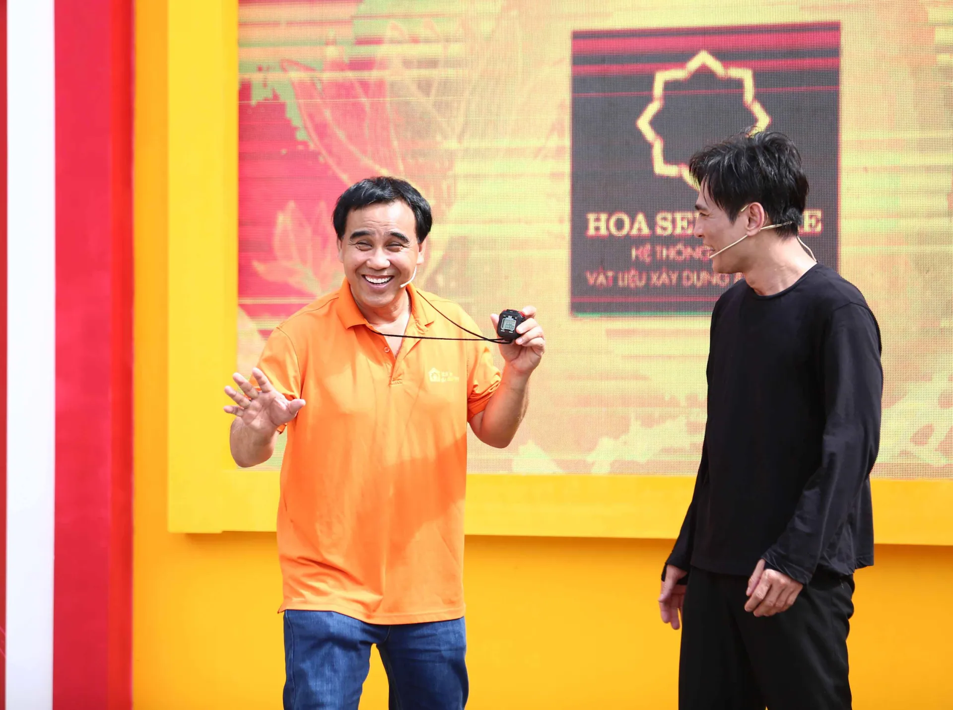 nsut-my-uyen-va-ca-si-lam-hung-gop-suc-mang-ve-giai-thuong-85-trieu-cho-tre-em-mo-coi1