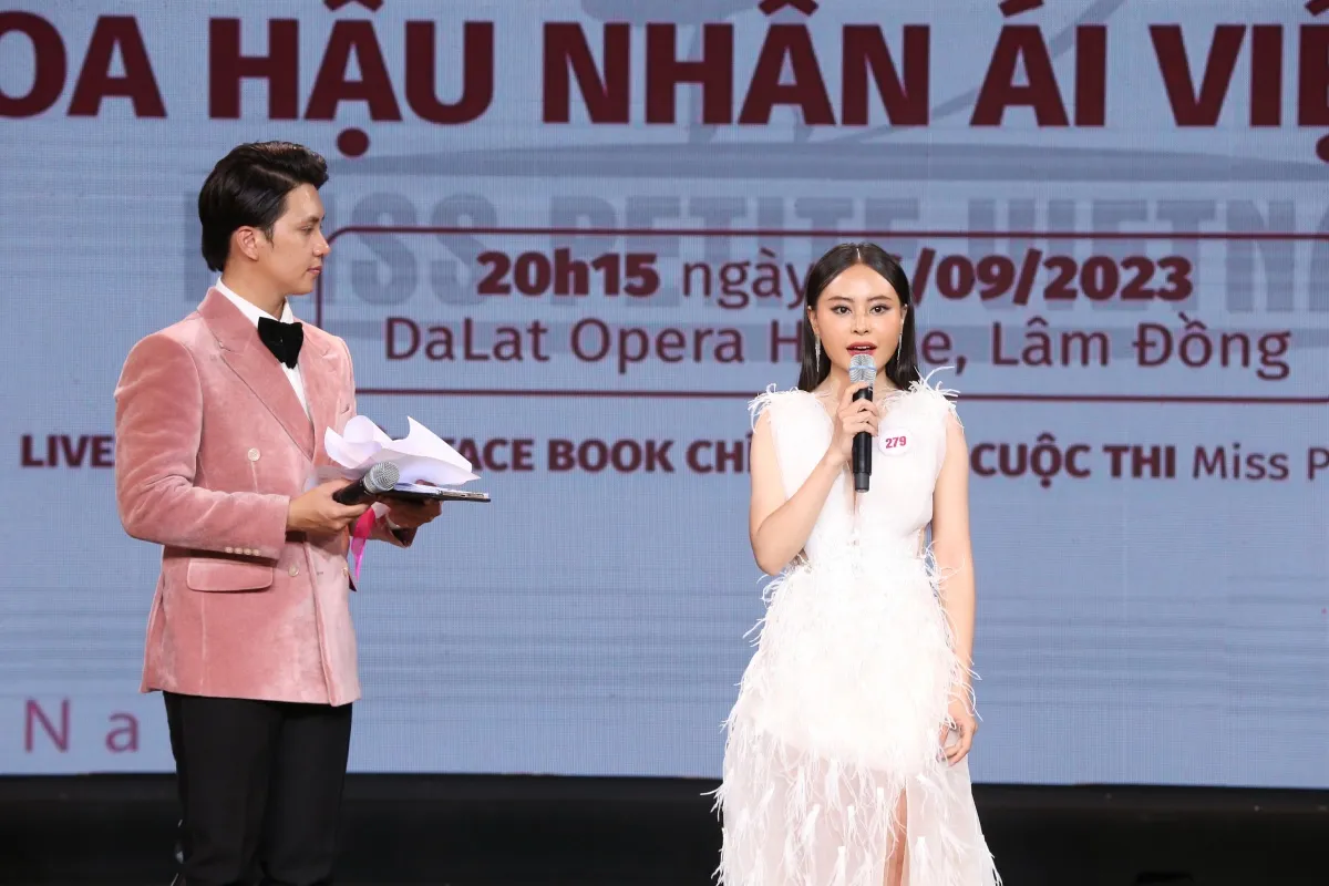le-trang-ngan-a-hau-co-chieu-cao-thap-nhat-lich-su-nhan-sac-viet2