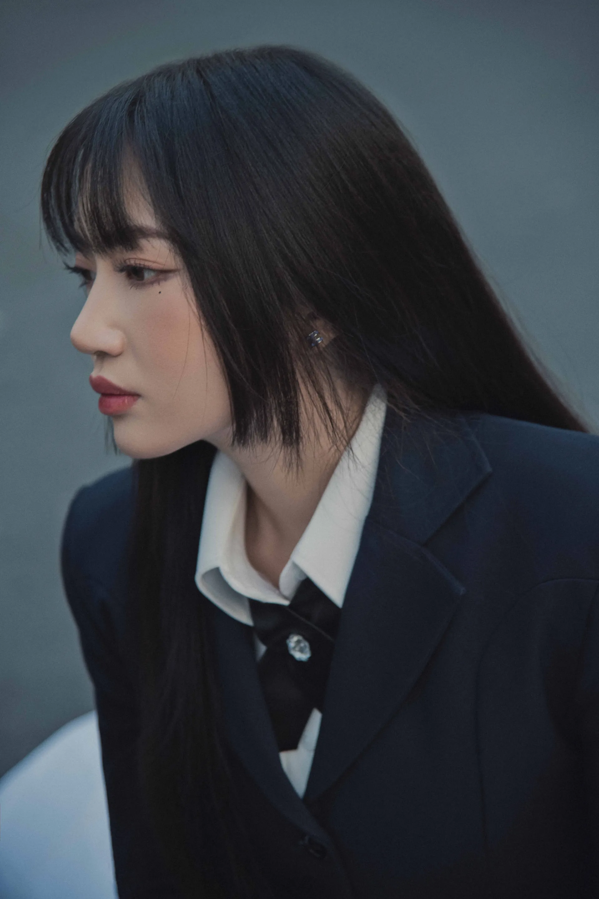 orange-sang-tac-nhac-that-tinhhe-lo-moi-tinh-dau-thuong-cua-ban-than-qua-mv-co-dau-thi-dau-mot-minh1