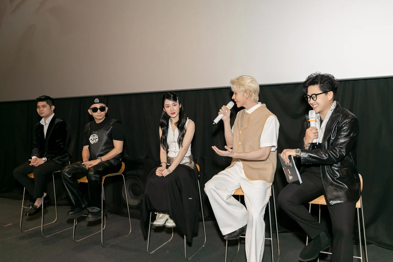 mina-young-nu-streamer-noi-tieng-debut-thanh-ca-si7