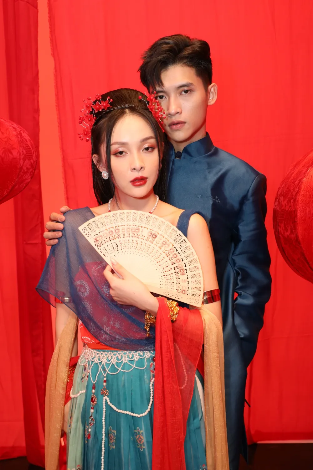 h-kray-la-ai-ma-nsut-thoai-my-dong-y-gop-giong-trong-san-pham-debut2