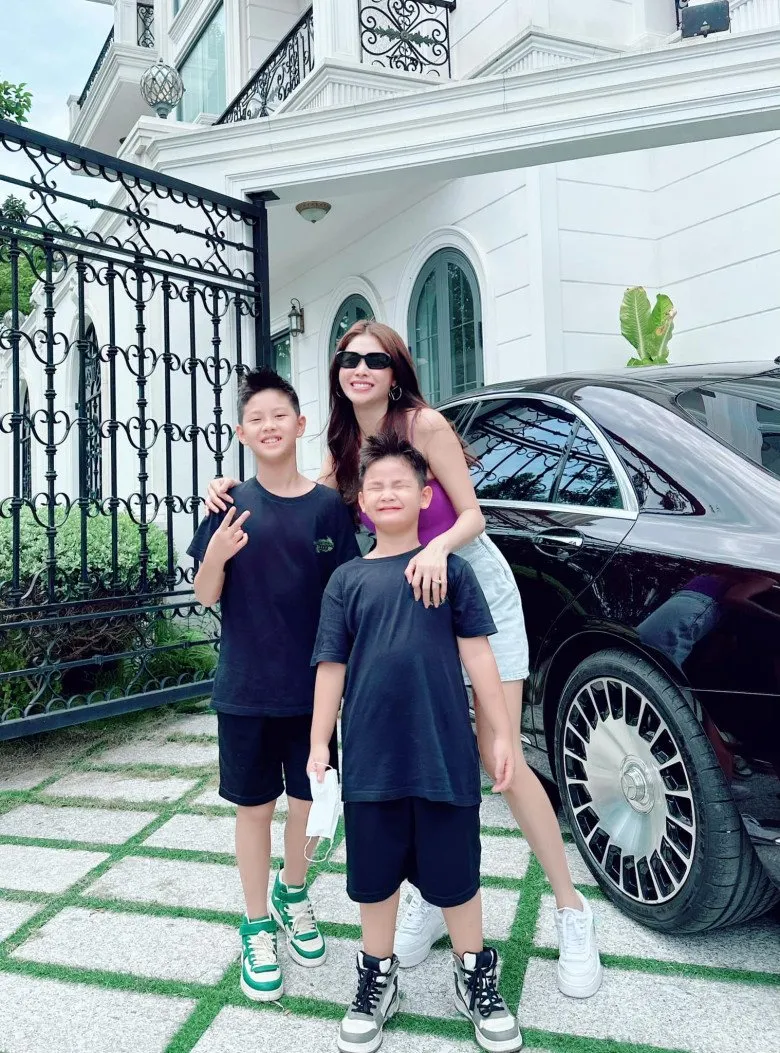 thuy-anh-dang-khoi-5