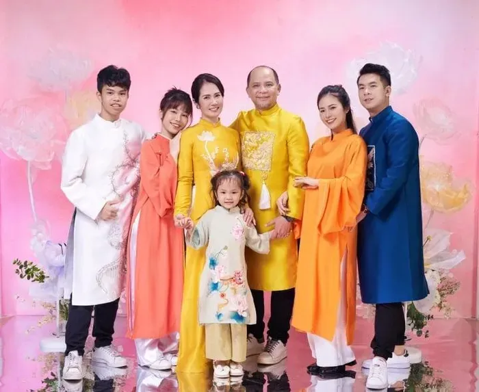 nguyet-hang-2