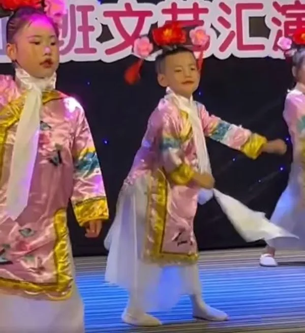 bieu-dien-van-nghe-3