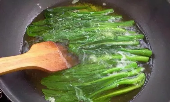 cac-loai-rau-can-chan-qua-nuoc-1