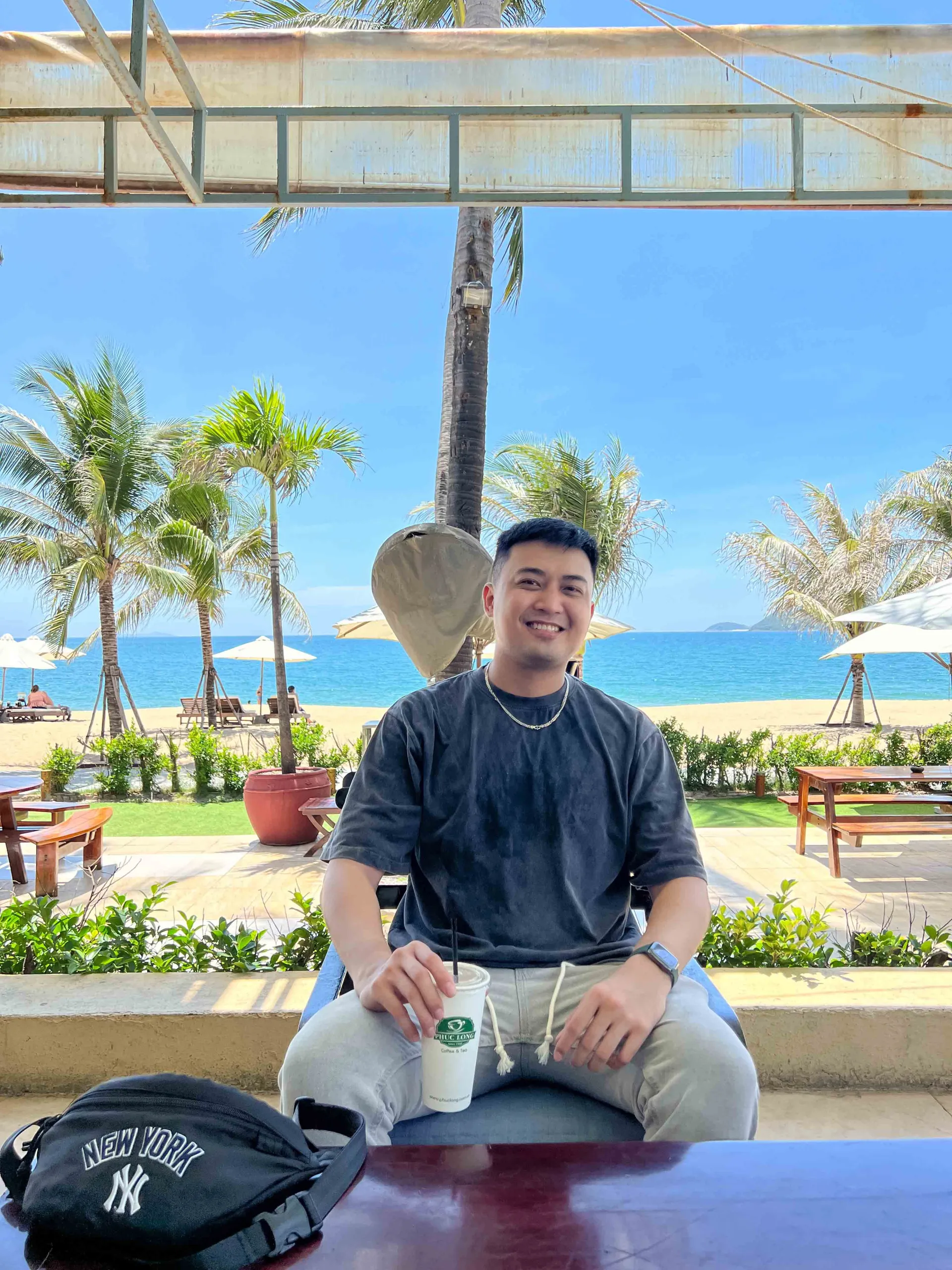 a-dinh-sg-tu-nhung-buoc-di-kho-khan-den-dau-chan-kho-phai5