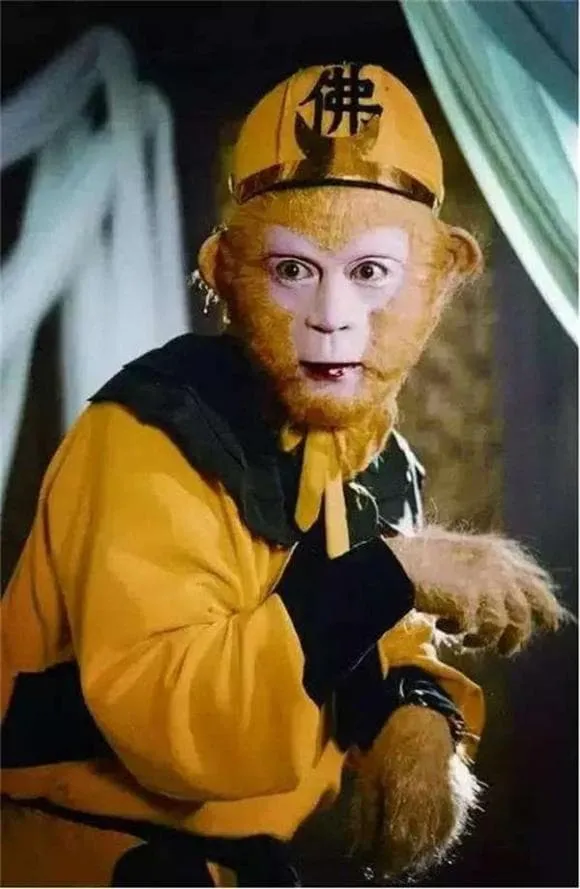 con-gai-luc-tieu-linh-dong-1