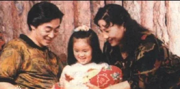 con-gai-luc-tieu-linh-dong-2