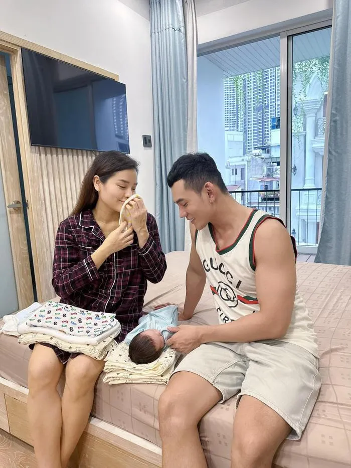 phuong-trinh-jolie-chia-se-ve-cuoc-song-me-bim-5