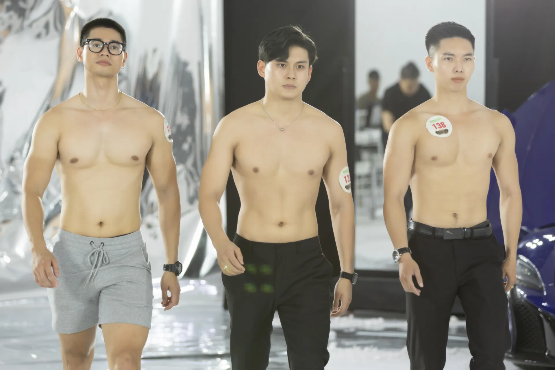 thanh-thuy-quynh-chau-thach-thu-thao-do-catwalk-6
