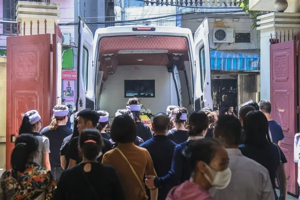 dam-tang-3-nan-nhan-qua-doi-trong-vu-hoa-hoan-ơ-ha-noi-7