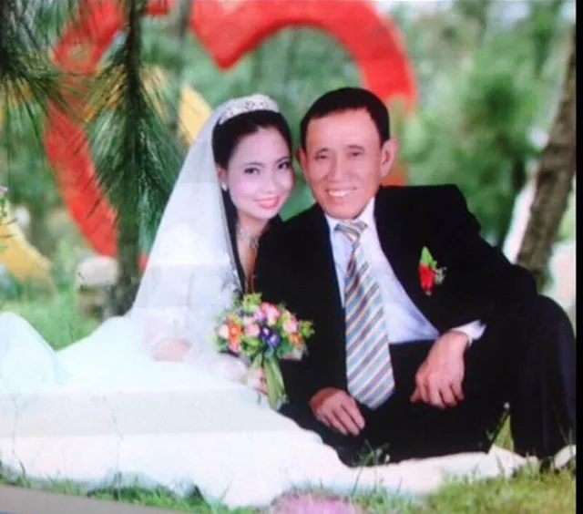 nguoi-dan-ong-co-11-nguoi-vo-5