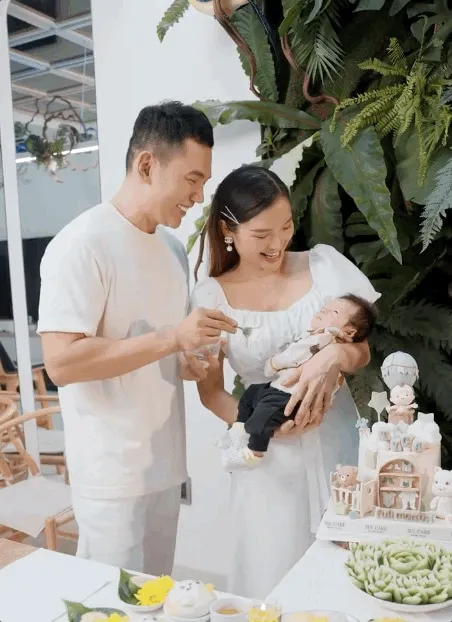 dien-mao-quy-tu-phuong-trinh-jolie-1