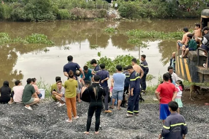 sau-chau-nhau-2-than-nien-ru-re-dai-dot-roi-mat-tich-1