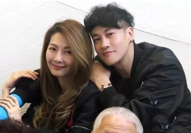 ha-nhuan-dong-va-vo-song-cung-vo-sau-16-nam-ben-nhau-1