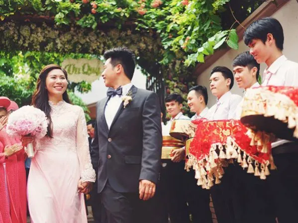 nguoi-phu-nu-co-cai-ten-khong-giong-ai-lay-chong-co-ten-con-dac-biet-hon-2