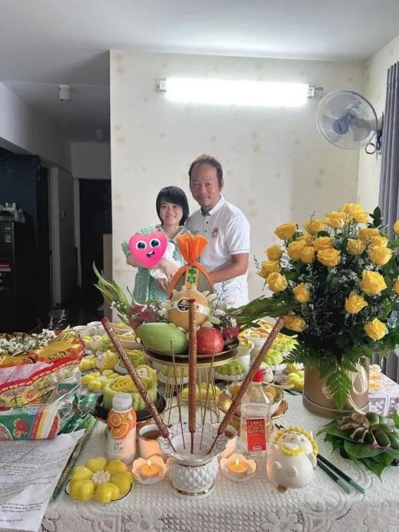 long-dep-trai-to-chuc-tiec-day-thang-con-gai-4