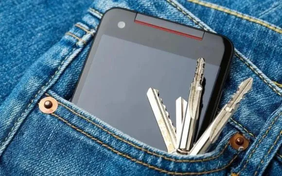 khong-dat-dien-thoai-chung-voi-3thu-nay-1