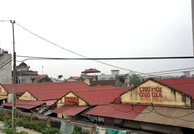 ngoi-cho-lau-doi-nhat-viet-nam-co-ten-cuc-la-gan-lien-voi-vi-thanh-noi-tieng-2