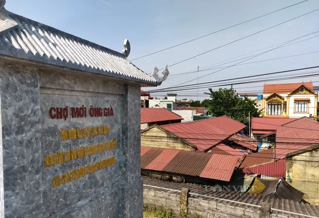 ngoi-cho-lau-doi-nhat-viet-nam-co-ten-cuc-la-gan-lien-voi-vi-thanh-noi-tieng-3