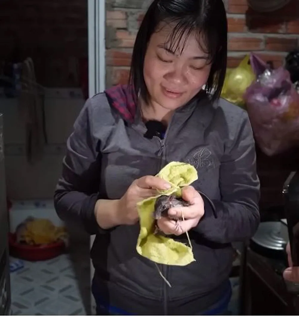 chu-chuot-mien-tay-cung-chu-di-ban-ve-so-moi-ngay-khach-tra-85-trieu-nhung-khong-ban-4