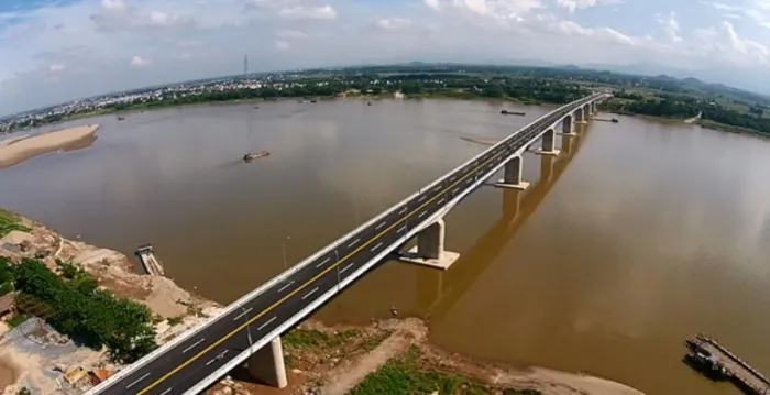 cay-cau-vuot-song-dai-nhat-viet-nam-duoc-lam-tu-be-tong-cot-thep-vinh-cuu-2