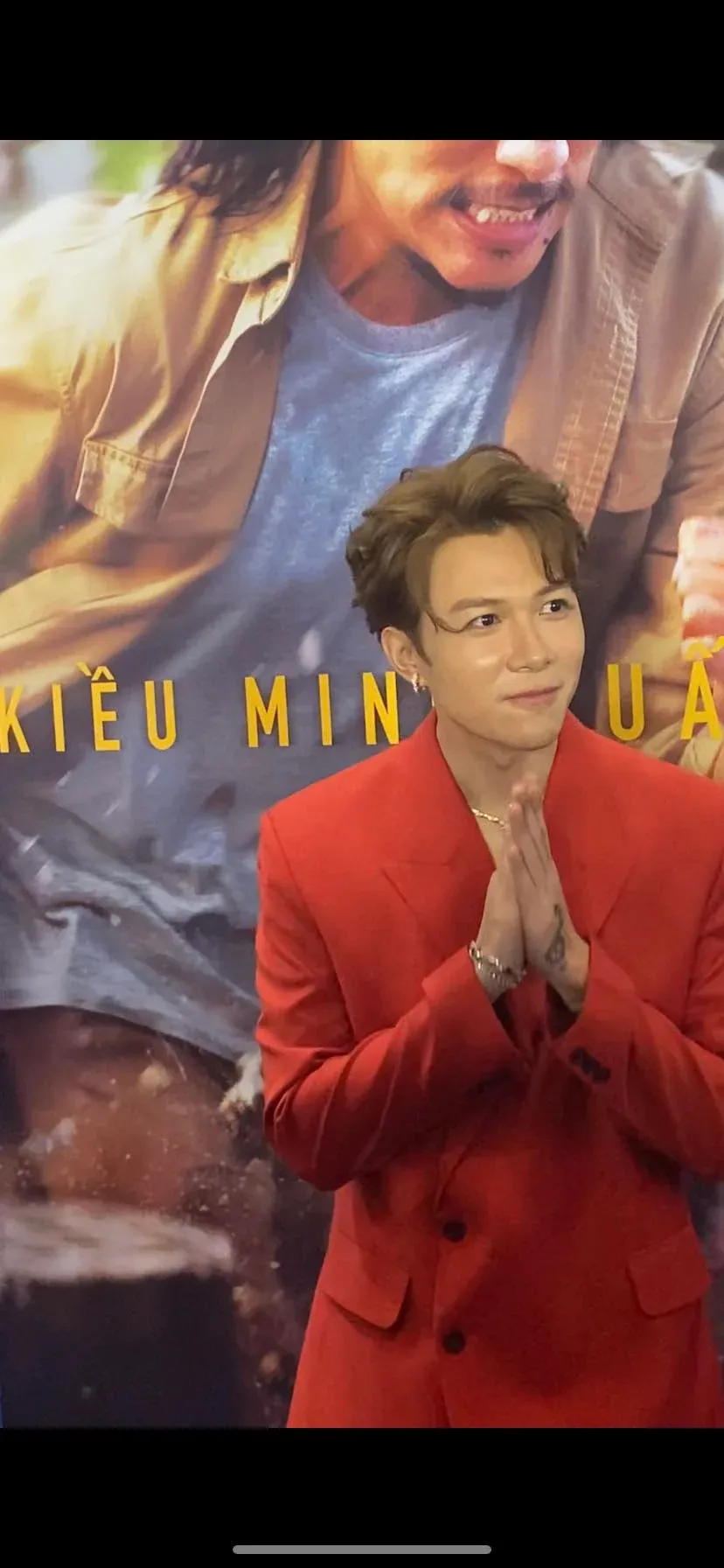 dieu-nhi-lo-dien-sau-on-ao-ran-nut-voi-anh-tu-3