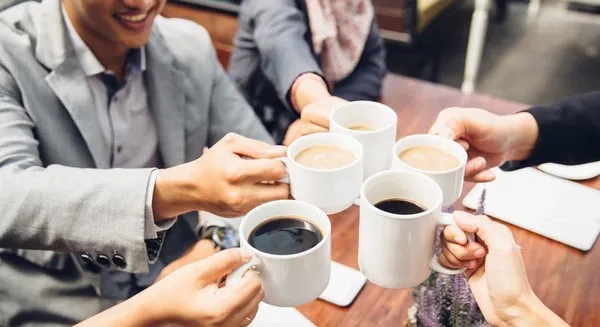 gioi-tre-lam-dung-cafe-nhung-can-benh-nguy-hiem-chuc-cho-bat-cu-luc-nao-1