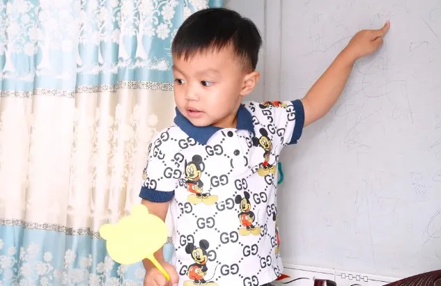 than-dong-can-tho-moi-hon-1-tuoi-da-biet-doc-song-ngu-viet-anh-dem-so-hang-ty-thanh-thao-3