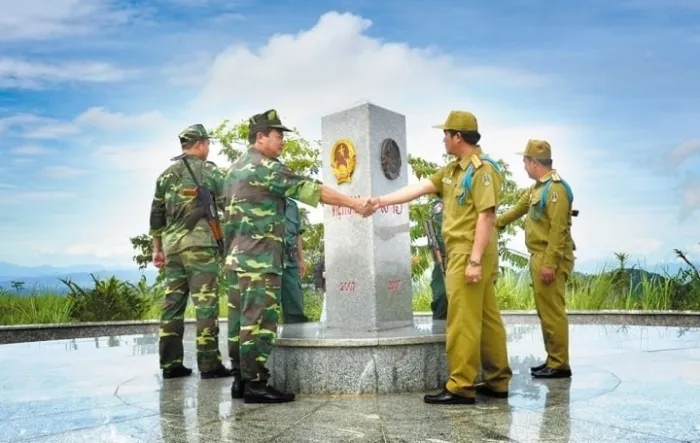dia-phuong-duy-nhat-cua-viet-nam-tiep-giap-voi-ca-lao-va-campuchia-noi-ma-mot-con-ga-gay-ca-3-nuoc-cung-nghe-2