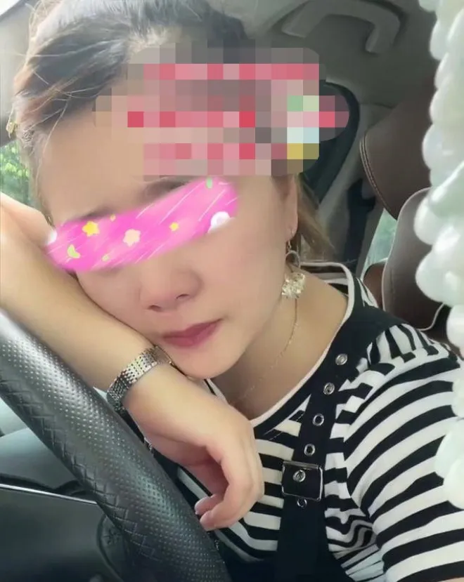 sau-3-nam-ly-hon-nguoi-phu-nu-den-dam-cuoi-chong-cu-thi-guc-nga-khi-thay-mat-co-dau-3