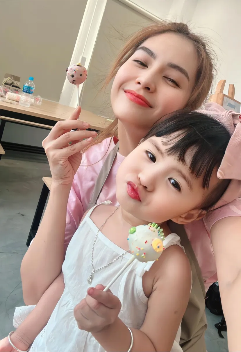 bi-noi-xinh-nhung-khong-duoc-jack-quan-tam-thien-an-dap-tra-cuc-kheo-5