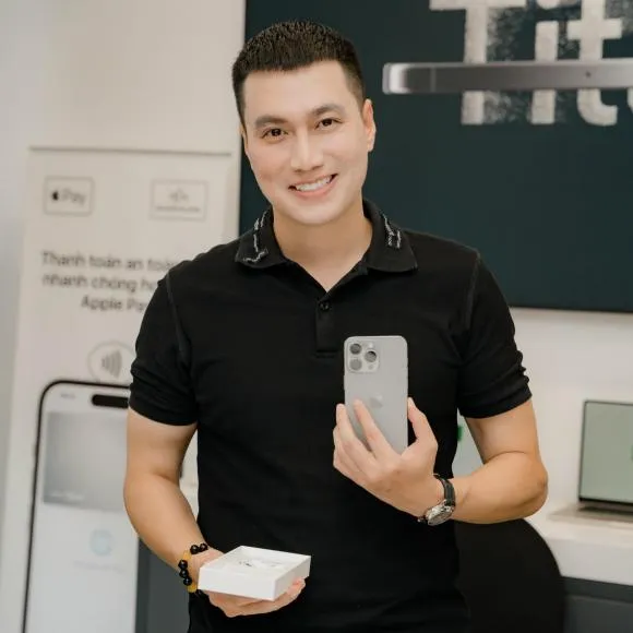 nhung-sao-viet-dau-tien-so-huu-iphone-15-4