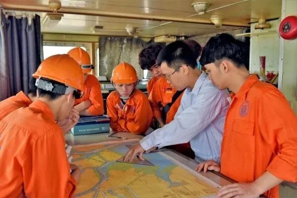 nghe-cuc-hot-o-viet-nam-moi-thu-viec-da-20trieu-thang-chang-can-bang-cap-van-thoai-mai-mua-nha-sam-xe-2