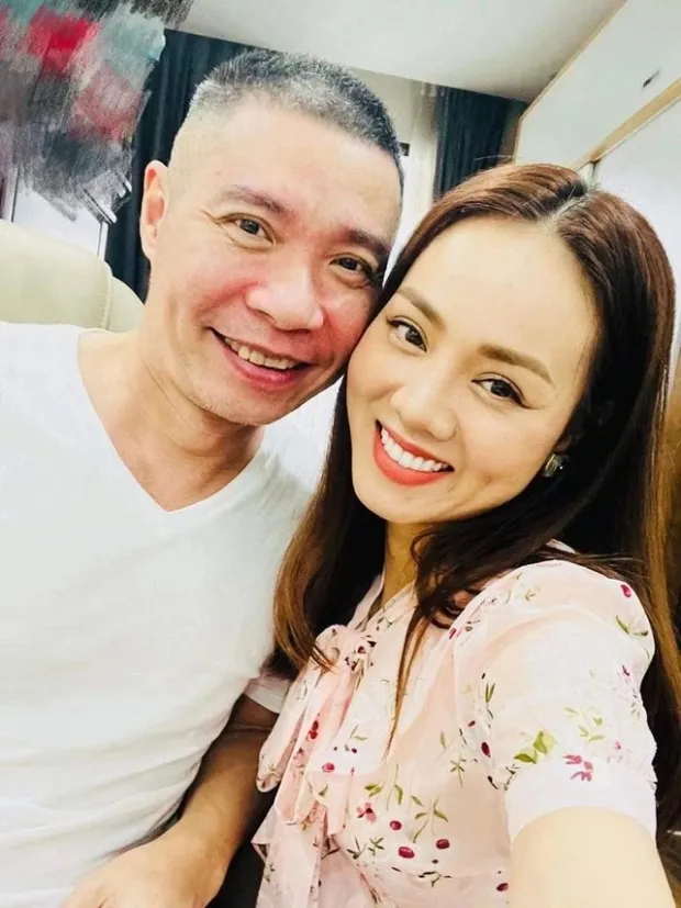 nsnd-cong-ly-tiep-tuc-bi-nga-o-nha-rieng-2