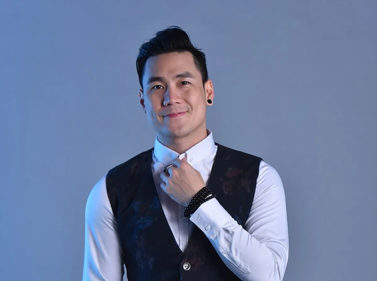 tai-san-cua-ca-si-khanh-phuong-cung-11-nguoi-khac-bi-yeu-cau-tam-dung-giao-dich-1