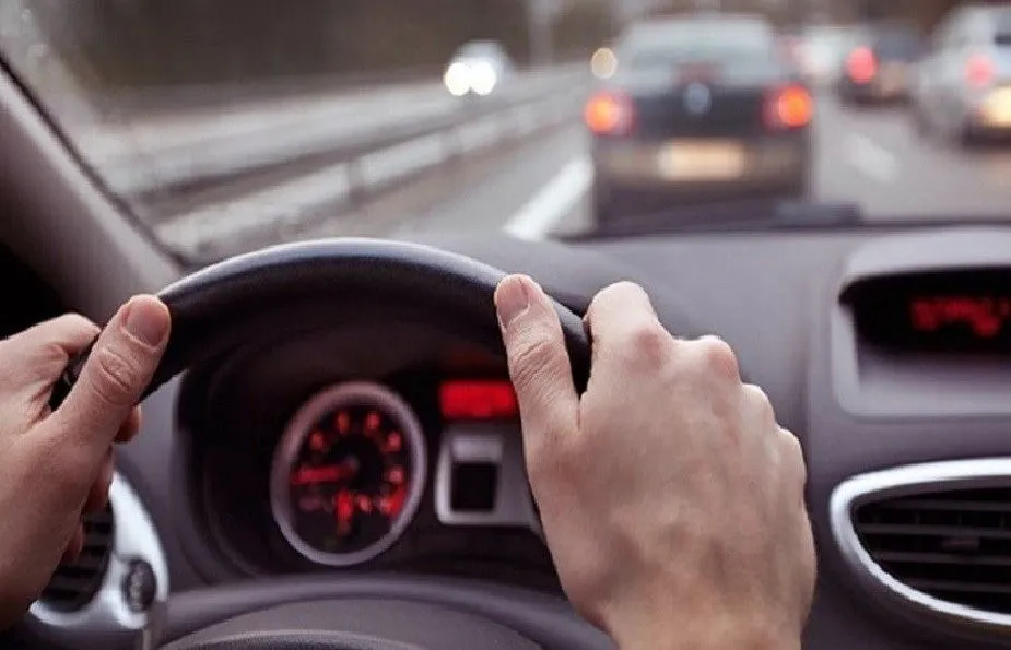 mot-truong-hop-bat-buoc-phai-doi-giay-phep-lai-xe-truoc-ngay-15-10-2023-neu-vi-pham-se-bi-xu-phat-1