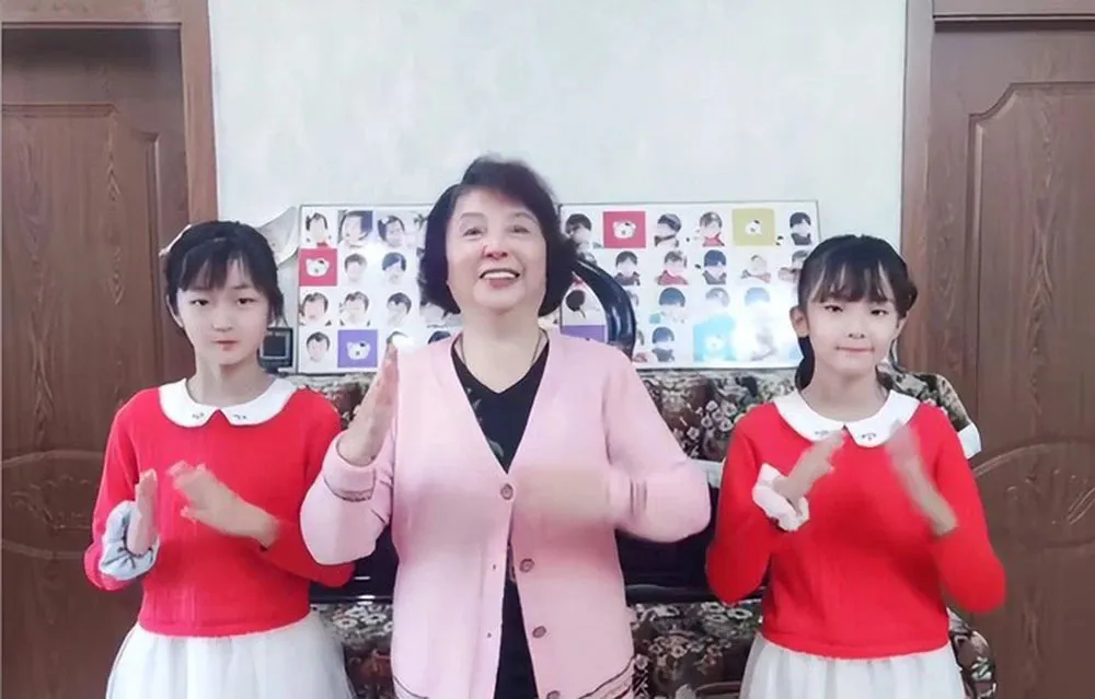 bat-chap-loi-dam-tieu-nguoi-phu-nu-60-tuoi-sinh-con-biet-nguyen-nhan-moi-nguoi-deu-cam-thong-8