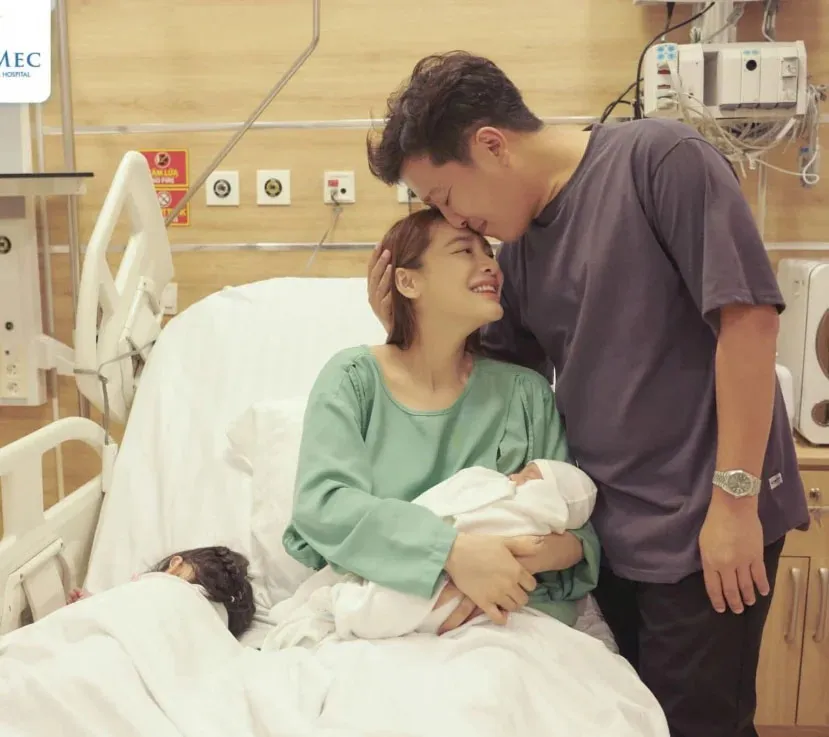 hau-sinh-no-nha-phuong-than-tho-1-dieu-nhung-lai-duoc-cac-me-bim-sua-thi-nhau-xin-via-2