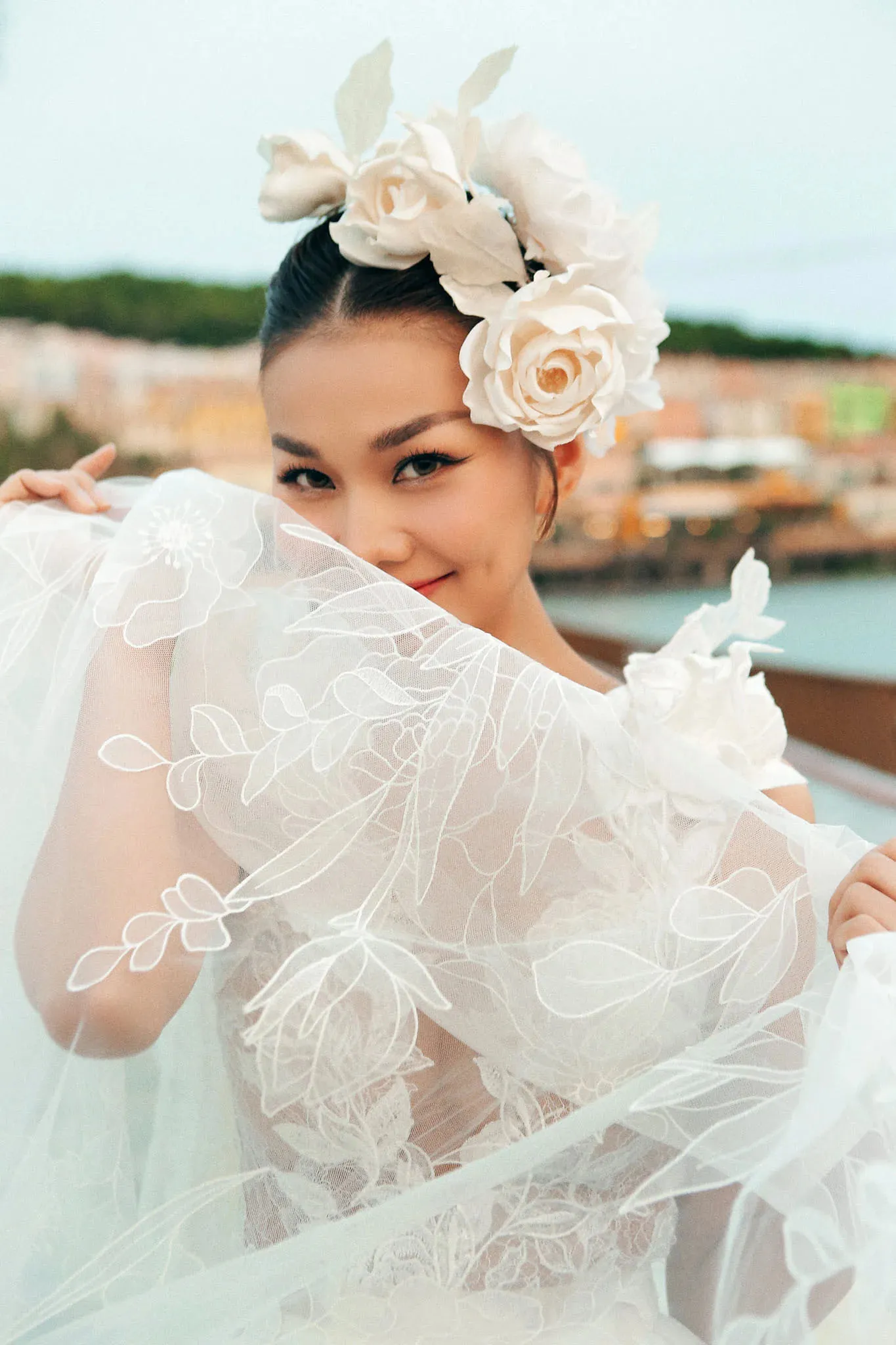anh-cuoi-cua-thanh-hang-5