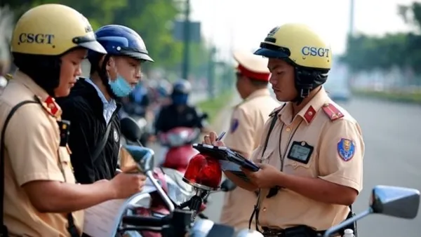 co-2-truong-hop-bat-buoc-phai-thi-lai-giay-phep-lai-xe-trong-nam-2023-2024-3