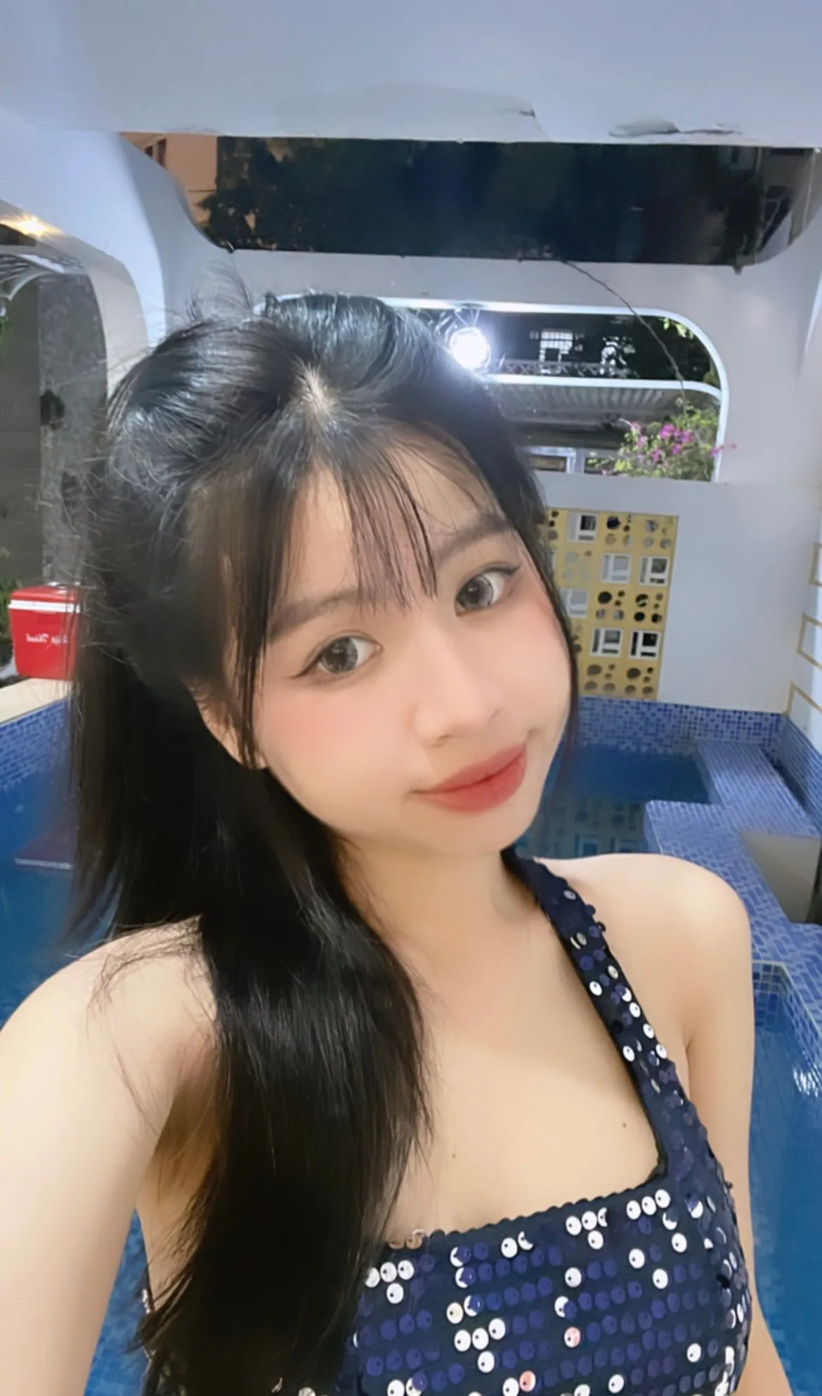 lo-dien-phien-ban-livestream-cua-chi-dep-dap-gio-re-song-6